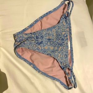 Blue and white floral bathing suit bottoms!!